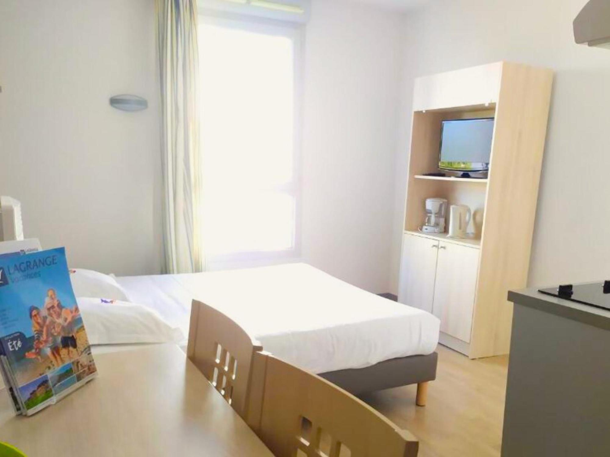 Lagrange Apart'Hotel l’Escale Marine La Rochelle  Exterior foto